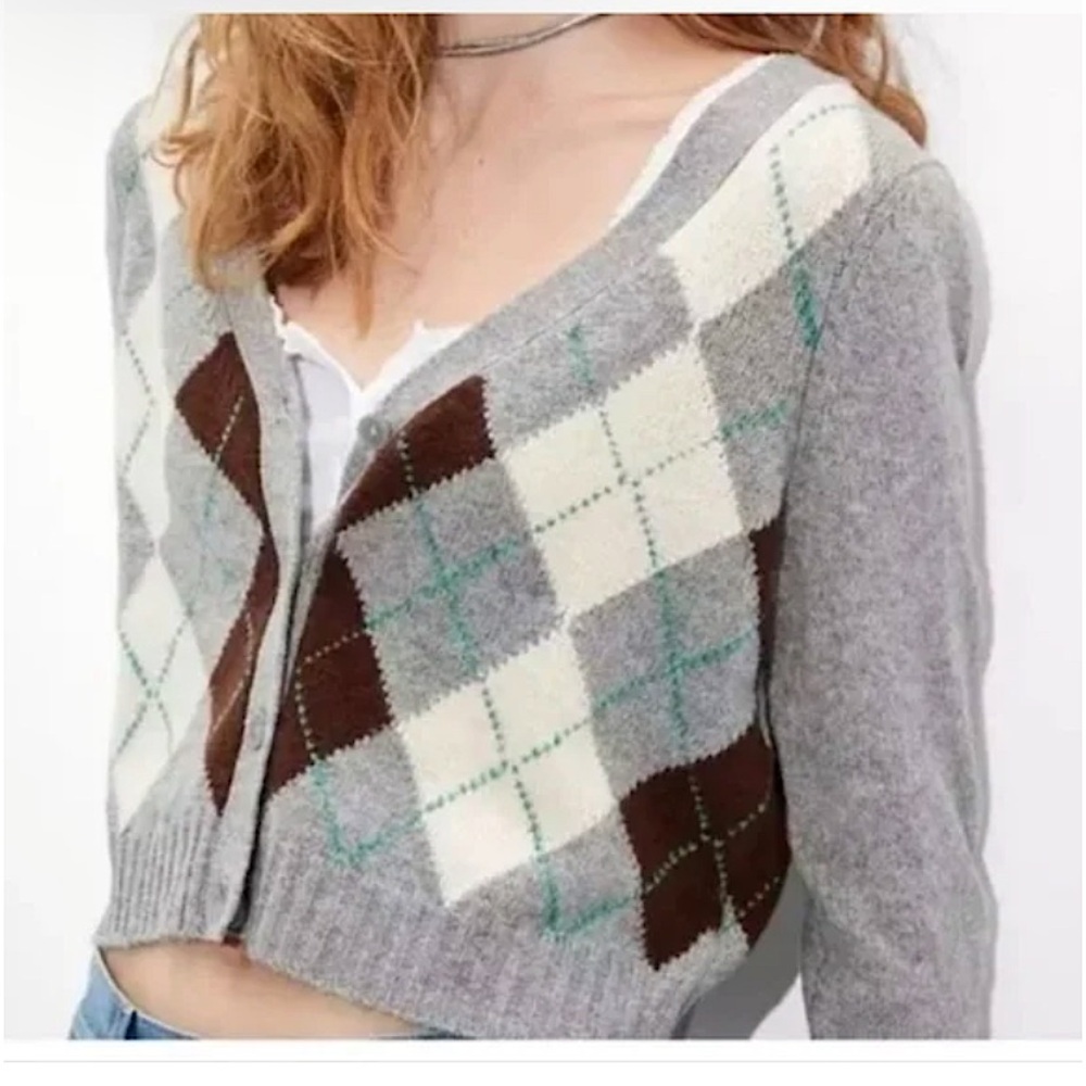 American Eagle Argyle Cropped Cardigan; Size Medium
